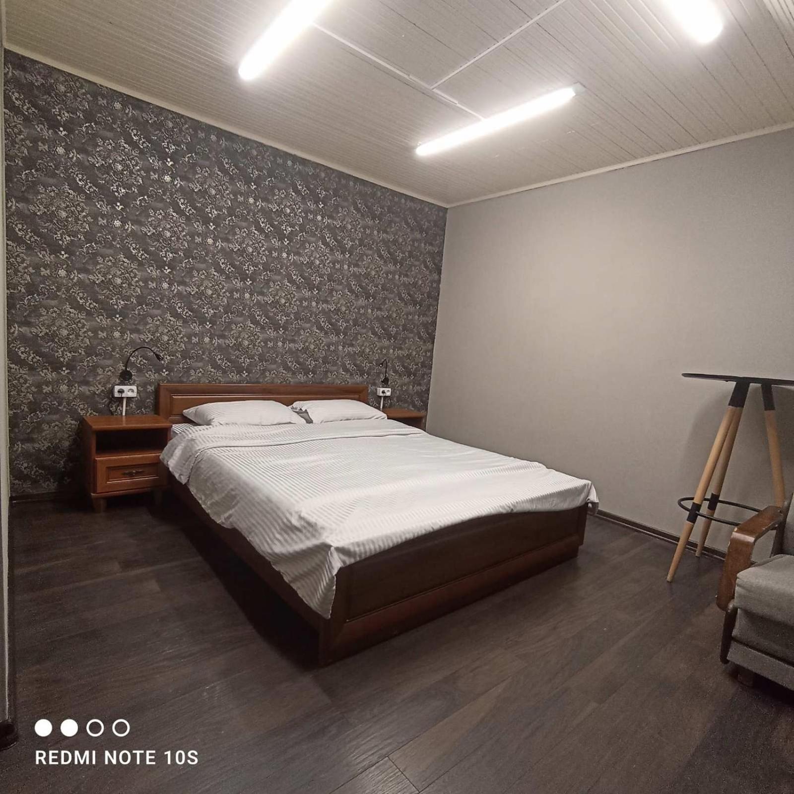 Friends Hostel 基希讷乌 外观 照片